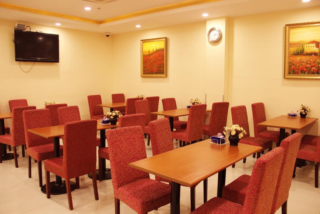 Hanting Express Shanghai Jinqiao Middle Yanggao Road Exterior foto